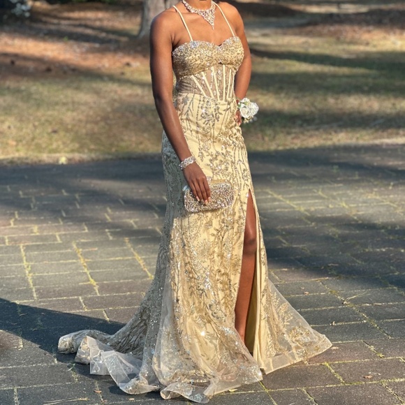 Dresses & Skirts - Gold Prom Dress